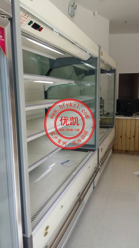 蕪湖水果風(fēng)幕柜案例